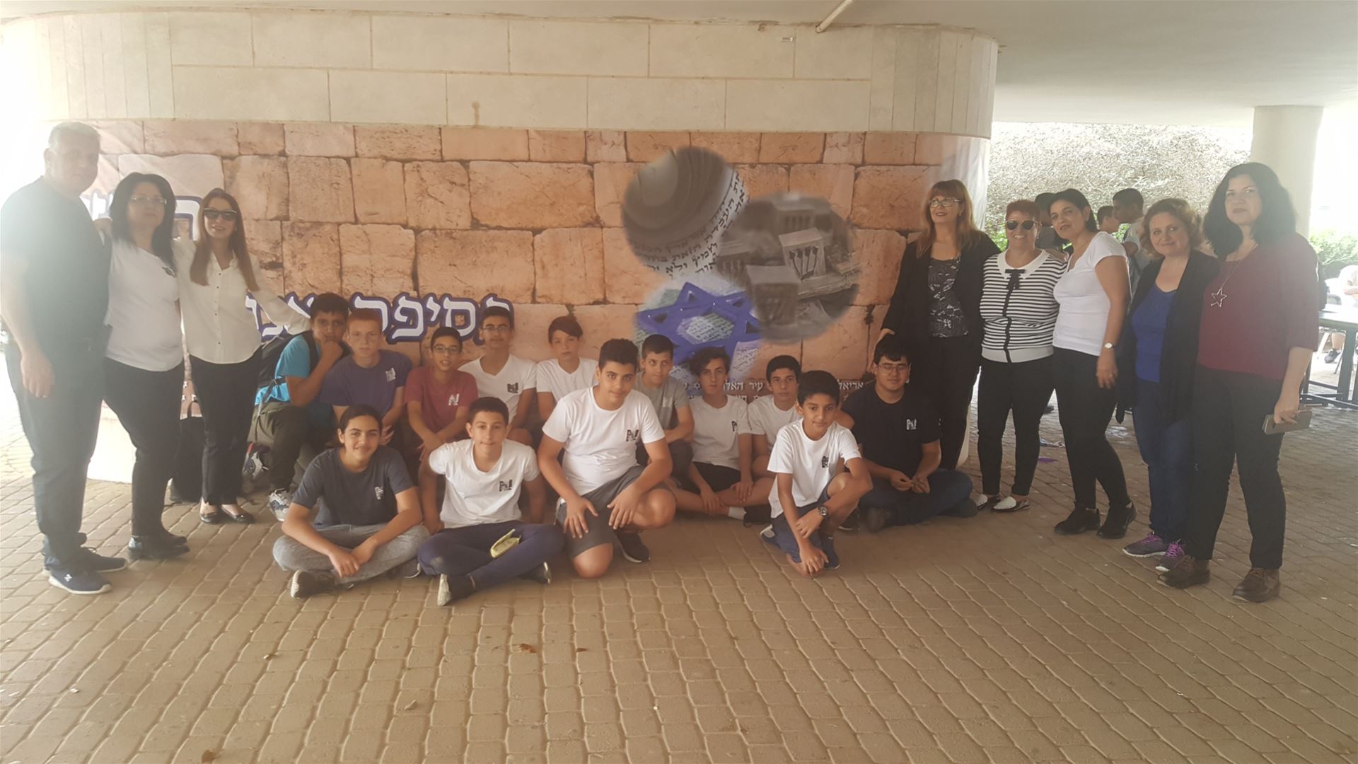 גלרייה - התנדבות תלמידי מקיף א, 9 מתוך 16