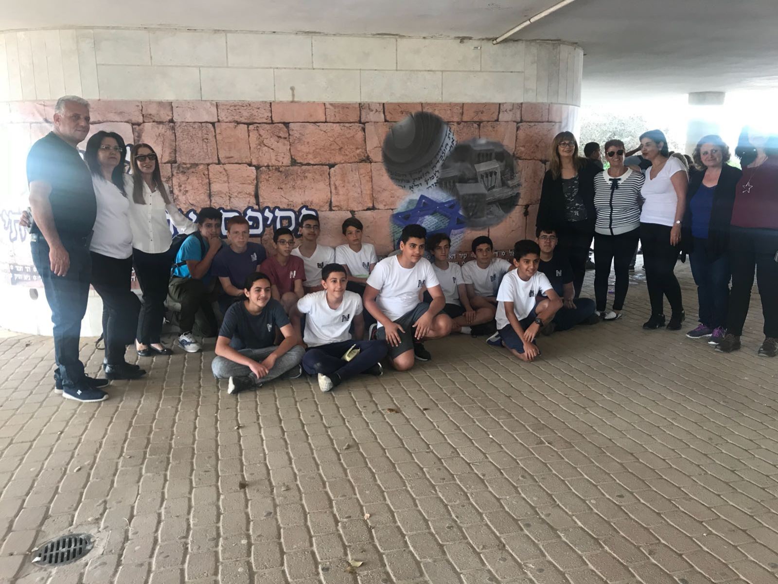 גלרייה - התנדבות תלמידי מקיף א, 1 מתוך 16