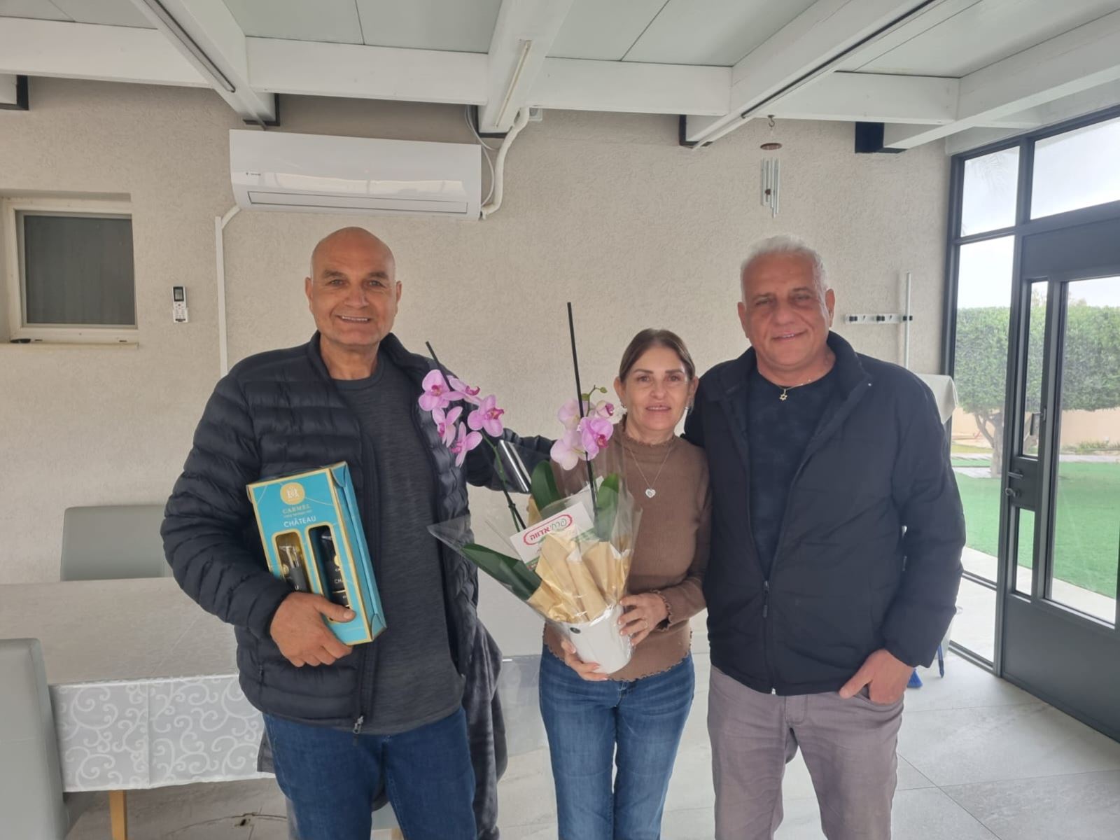 גלרייה - ביקור לקראת חג פסח אצל משפחות, בייזר, נומה, גרינברג וממן., 11 מתוך 13