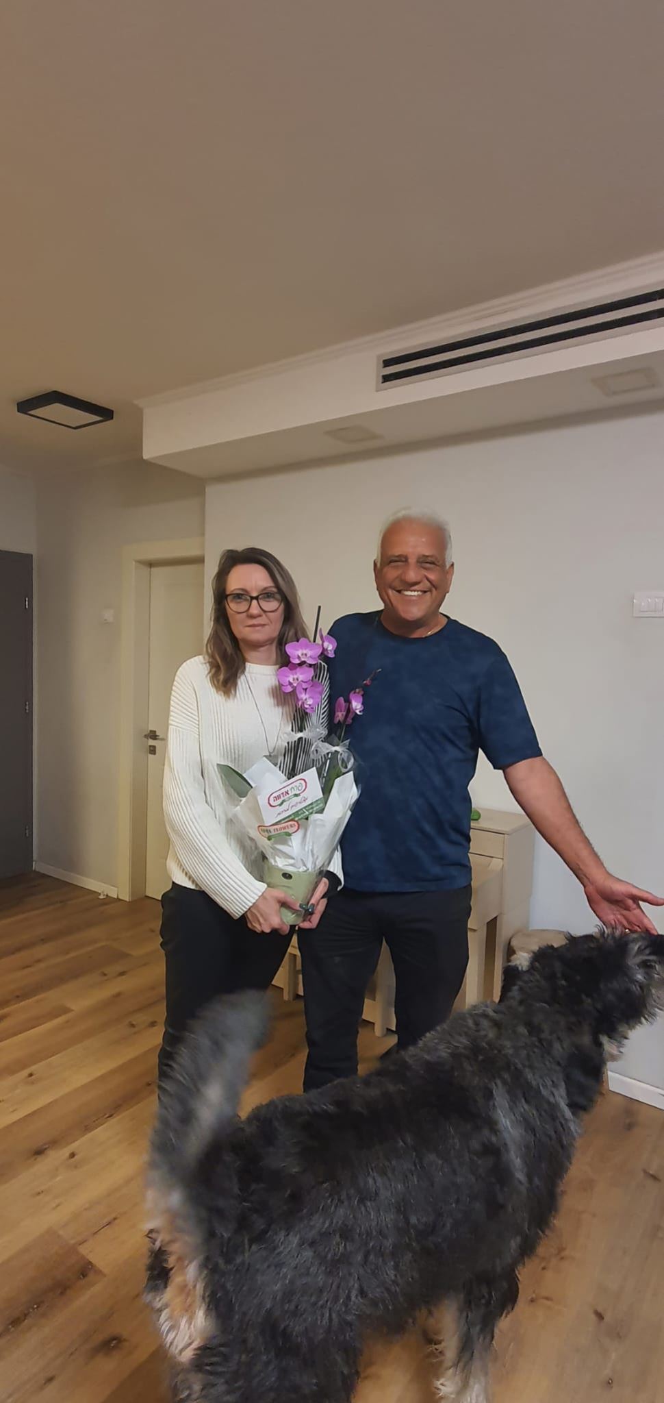 גלרייה - ביקור לקראת חג פסח אצל משפחות, בייזר, נומה, גרינברג וממן., 5 מתוך 13