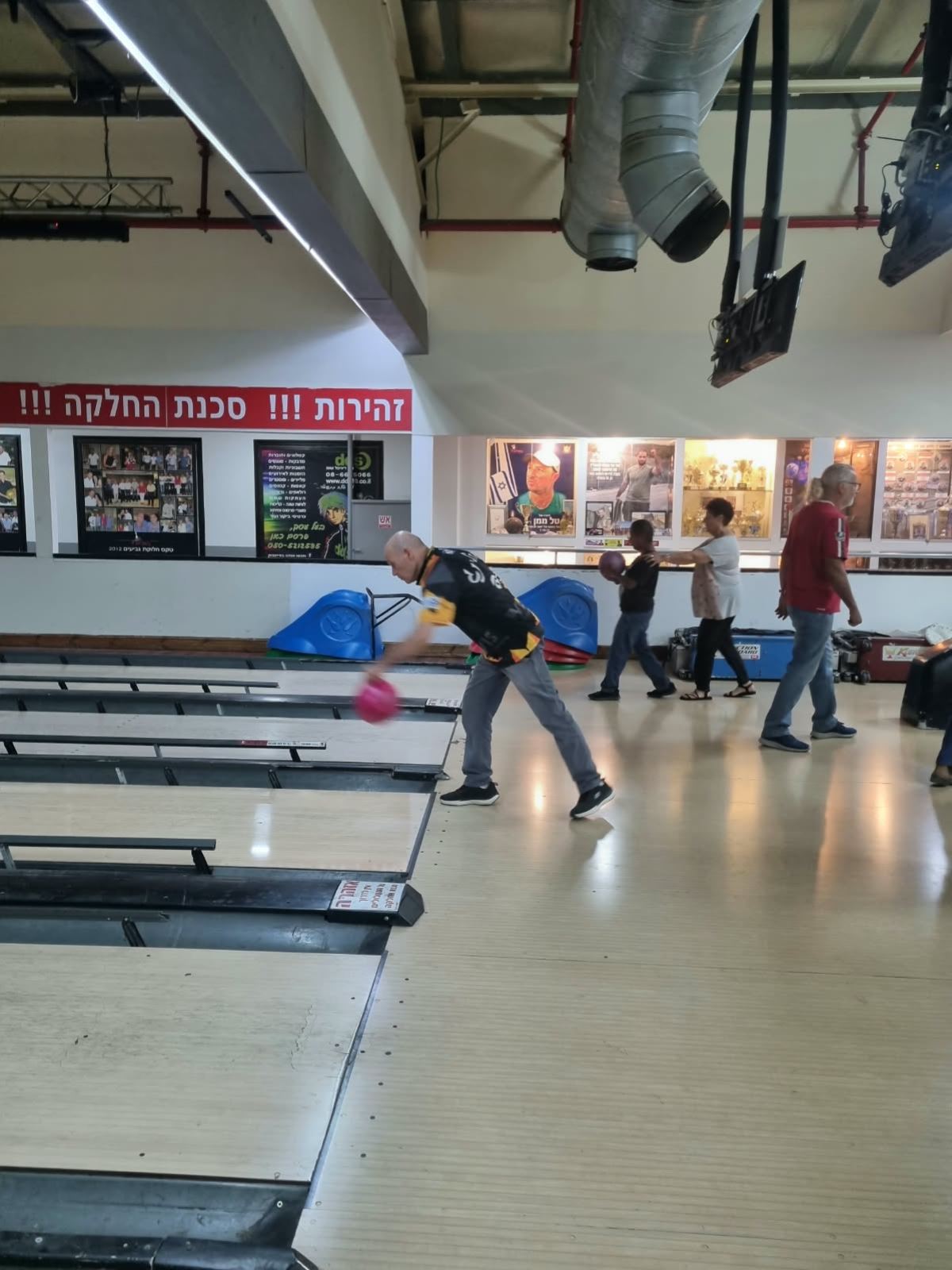גלרייה - פתיחת עונה 2026-2027 ליגת צרכים מיוחדים כפר רפאל, 1 מתוך 17